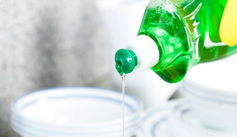 cách vệ sinh bình giữ nhiệt