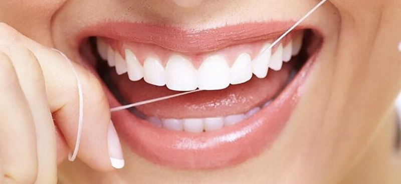 dụng cụ vệ sinh răng