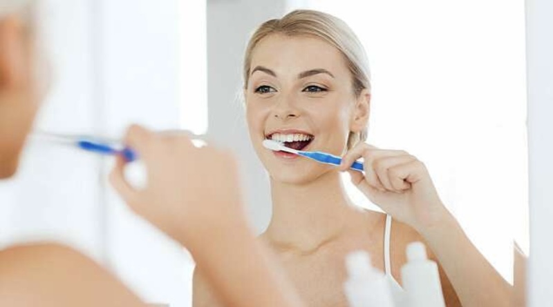 dụng cụ vệ sinh răng