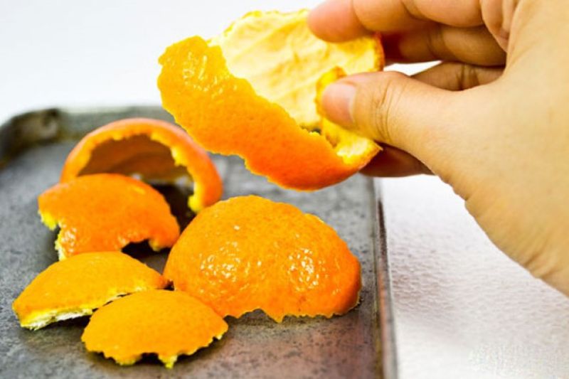 Cách khử mùi xăng trong phòng