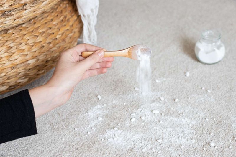 Cách khử mùi xăng trong phòng