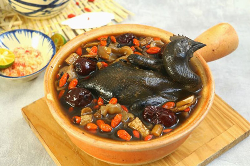 hầm gà bằng nồi áp suất