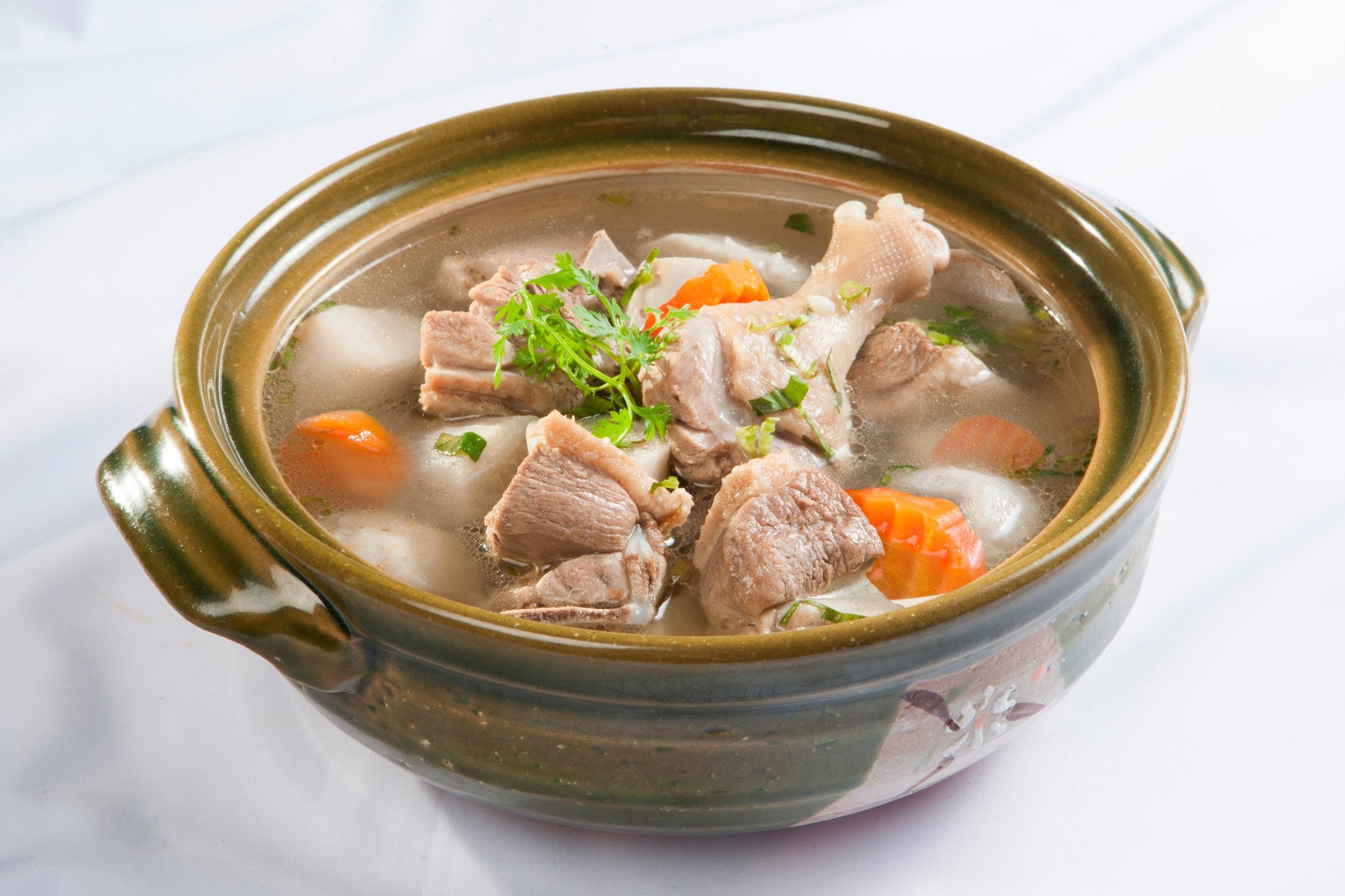 Hầm xương bằng nồi cơm điện