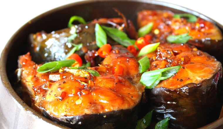 kho cá bằng nồi cơm điện