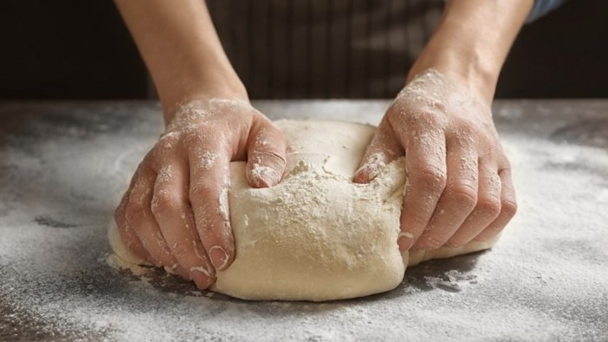 làm bánh bằng nồi chiên không dầu