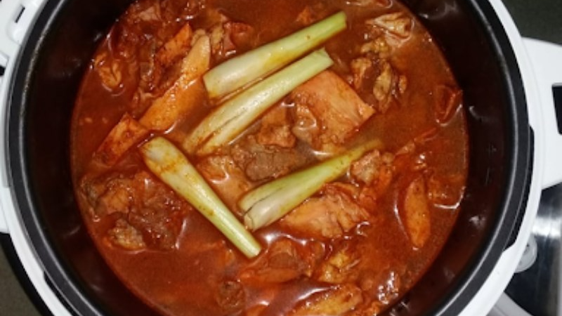 Nấu bò kho bằng nồi áp suất