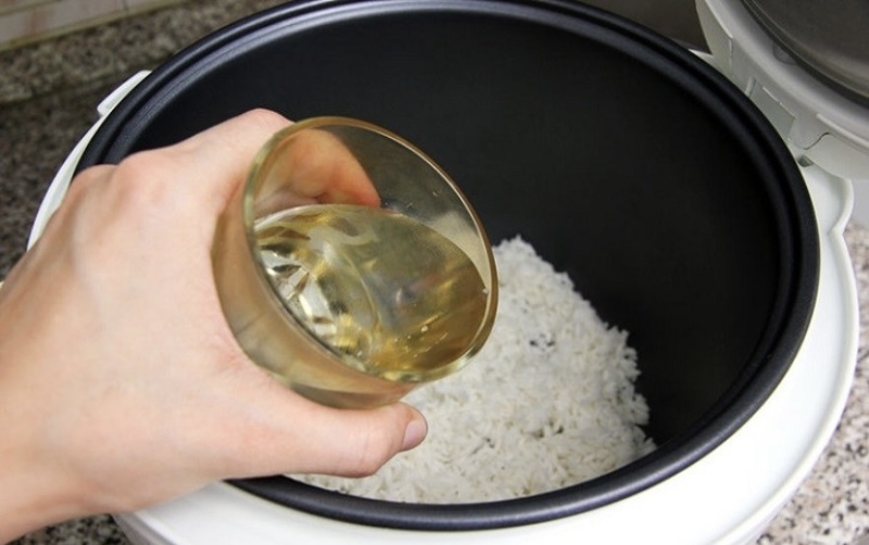 nấu cháo bằng nồi cơm điện
