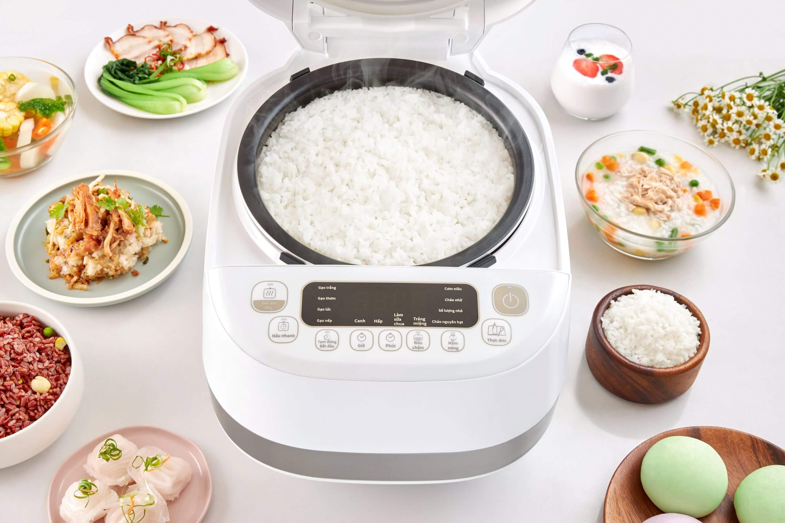 nồi cơm nấu gạo lứt