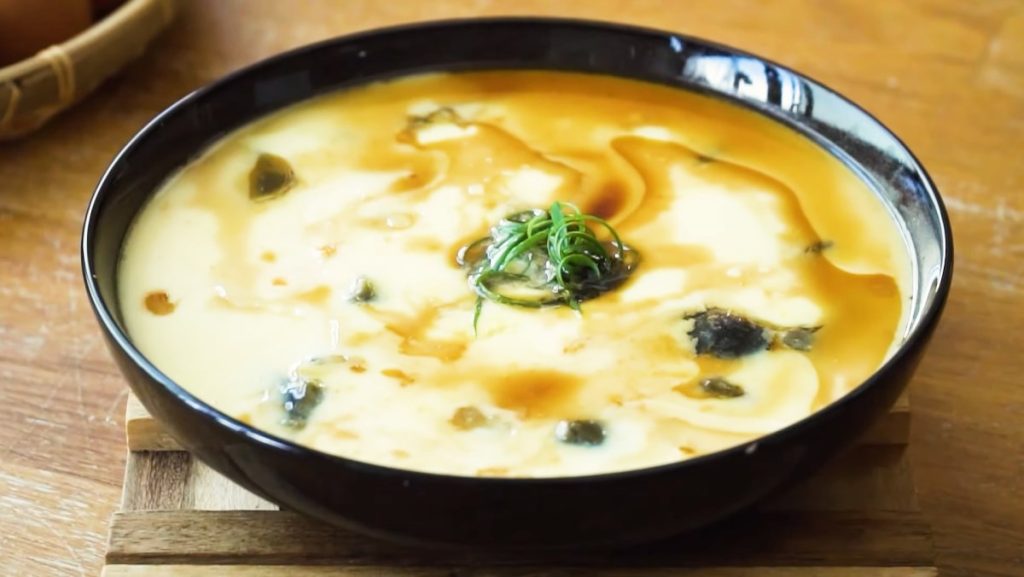 Trứng hấp nồi cơm
