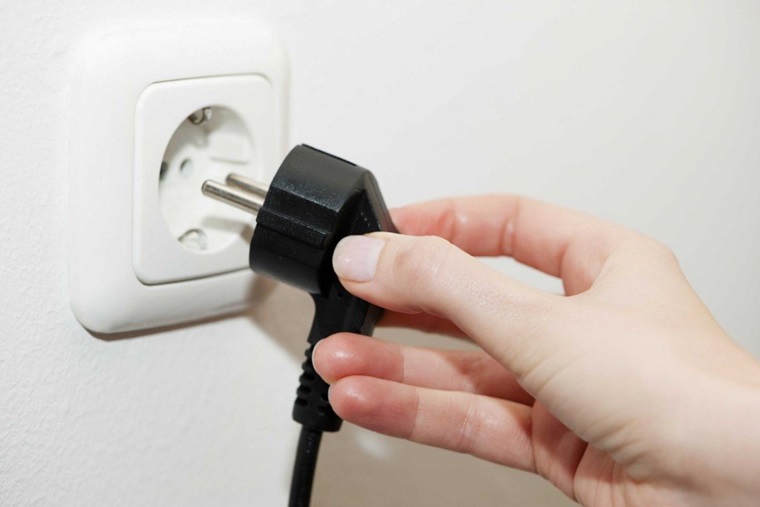 cách vệ sinh bếp nướng điện