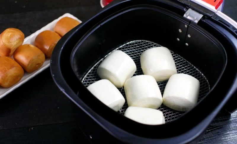 Hấp bánh bao bằng nồi chiên không dầu