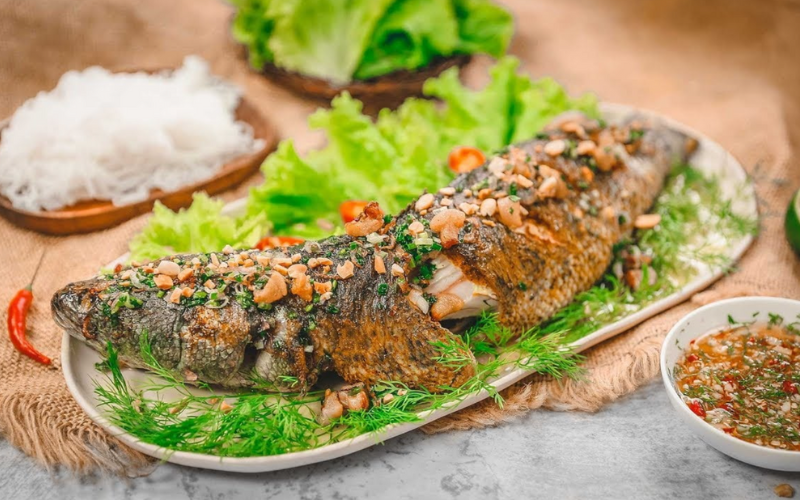 nướng cá bằng nồi chiên không dầu