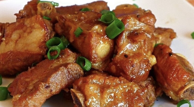 nướng sườn bằng nồi chiên không dầu