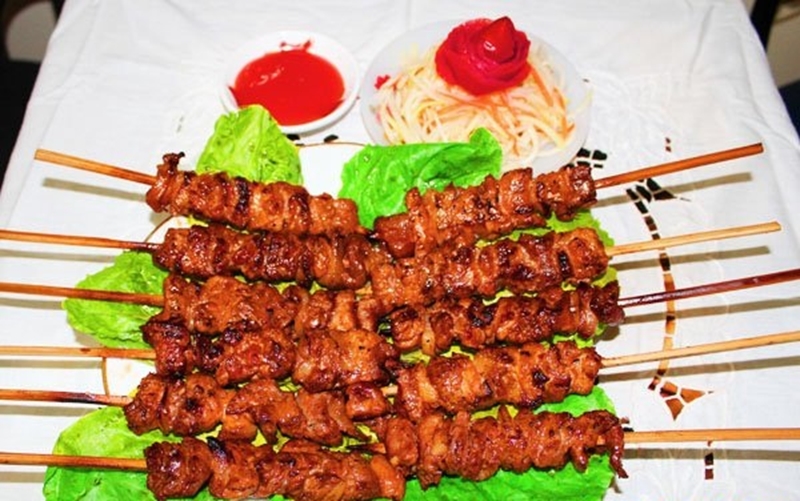 Nướng thịt bằng nồi chiên không dầu