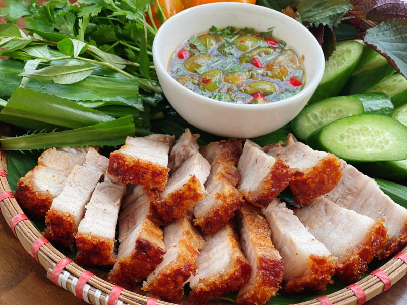 Nướng thịt bằng nồi chiên không dầu