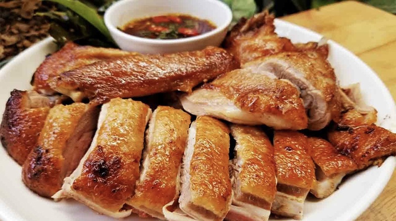 nướng vịt bằng nồi chiên không dầu