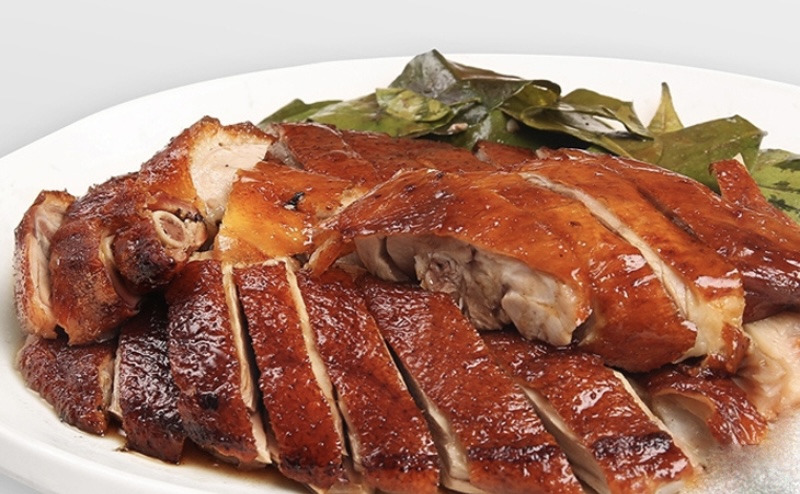 nướng vịt bằng nồi chiên không dầu