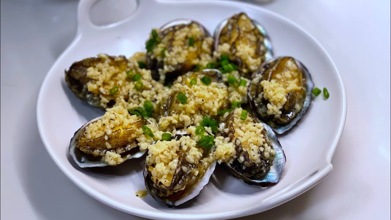 Cách rửa bào ngư