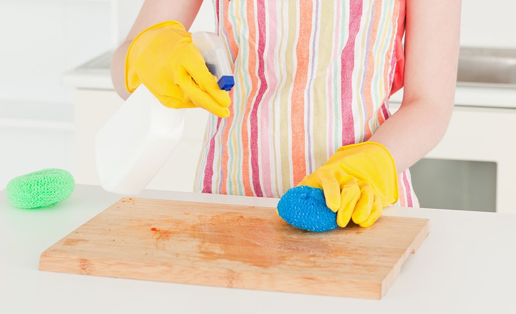 Cách vệ sinh thớt gỗ